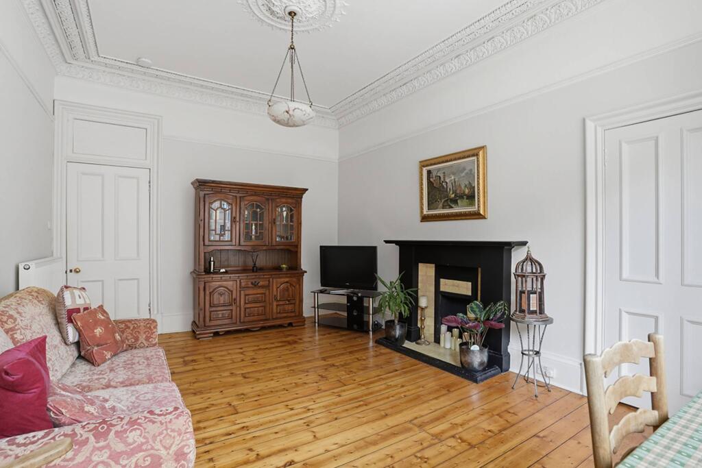 1F2, 17  Polwarth Gardens, Edinburgh, EH11 1JT photo 4