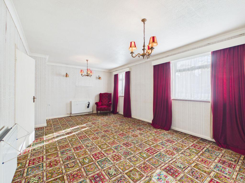 Apartment in Tandridge, Whyteleafe - More