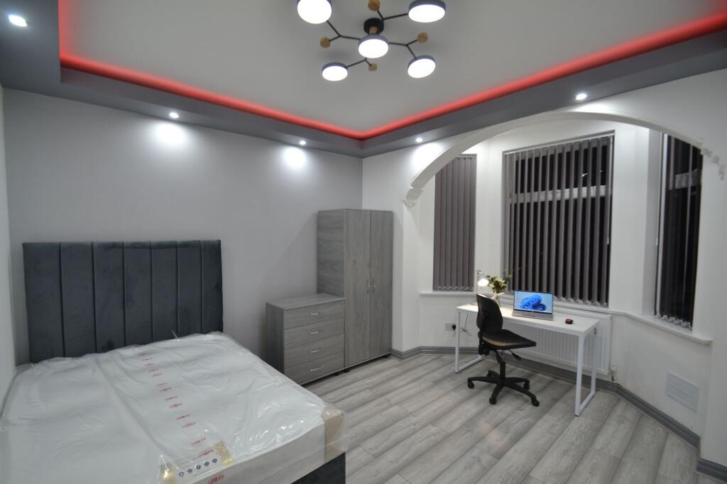 1 bedroom house share for rent
