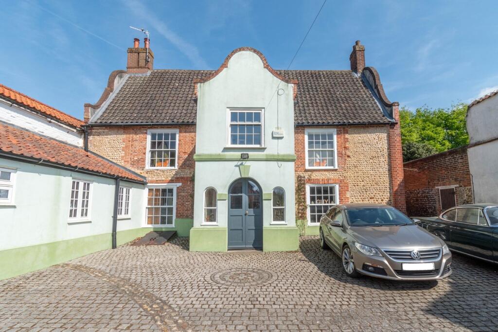 Oak Street, Fakenham, NR21 photo 2