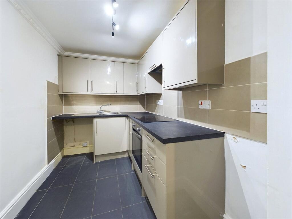 Barnwood Road, Gloucester, Gloucestershire, GL2 photo 3