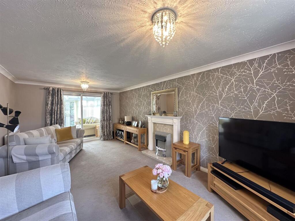 Ashworth Road, Pontefract - View 2