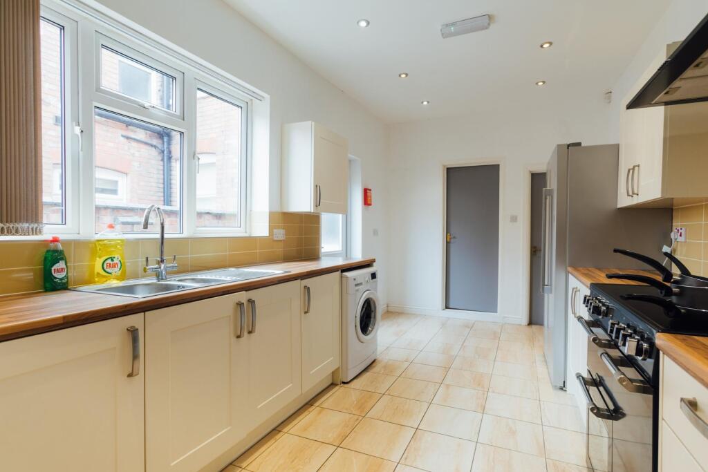 House in Leicester - View 4