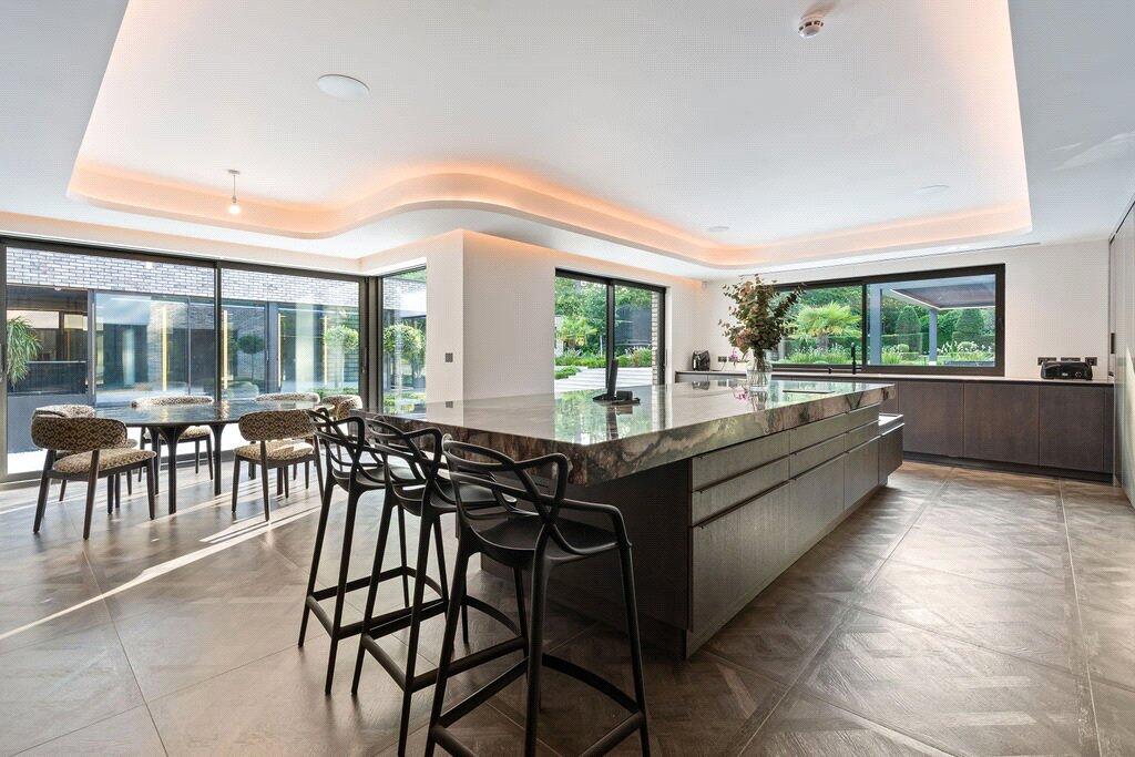 House in London - View 4