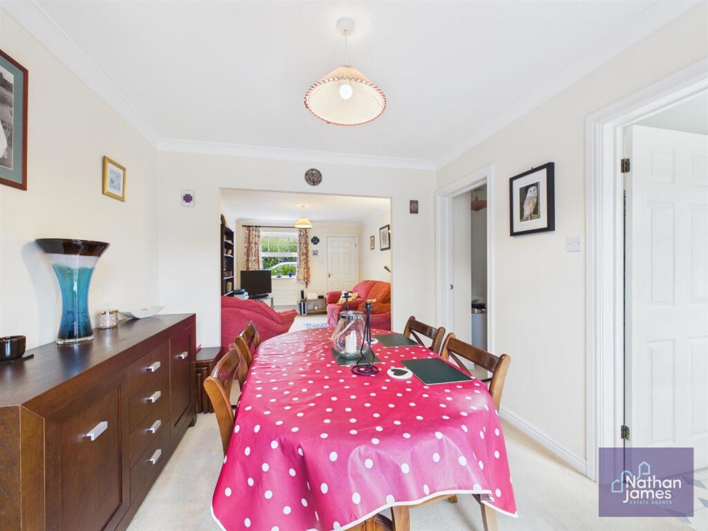 House in Newport - View 5