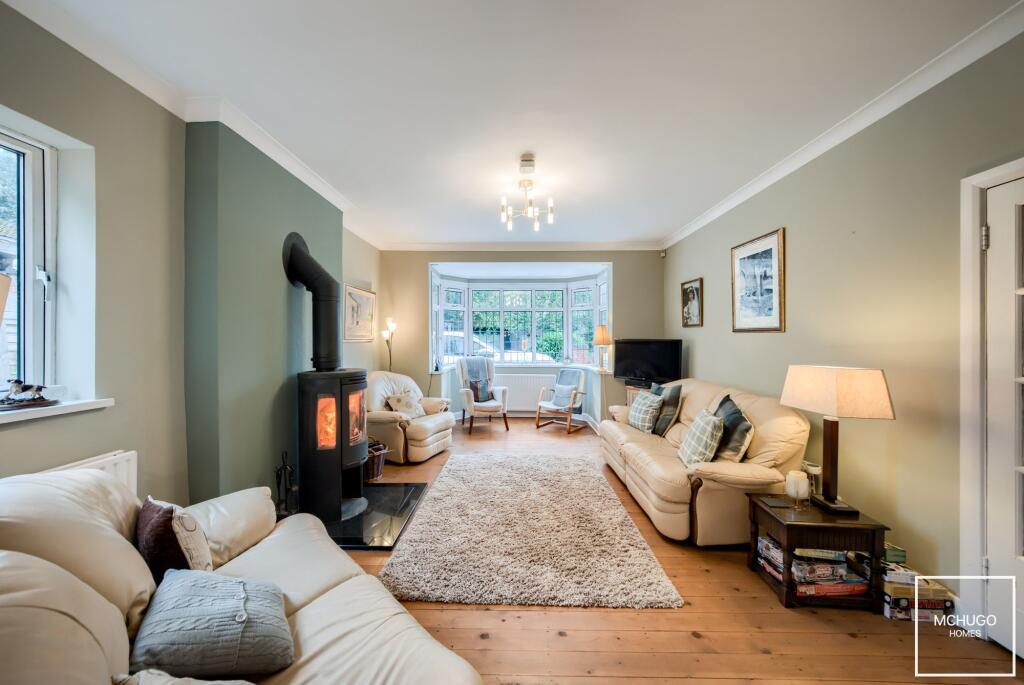 House in Dudley, Howley Grange - More