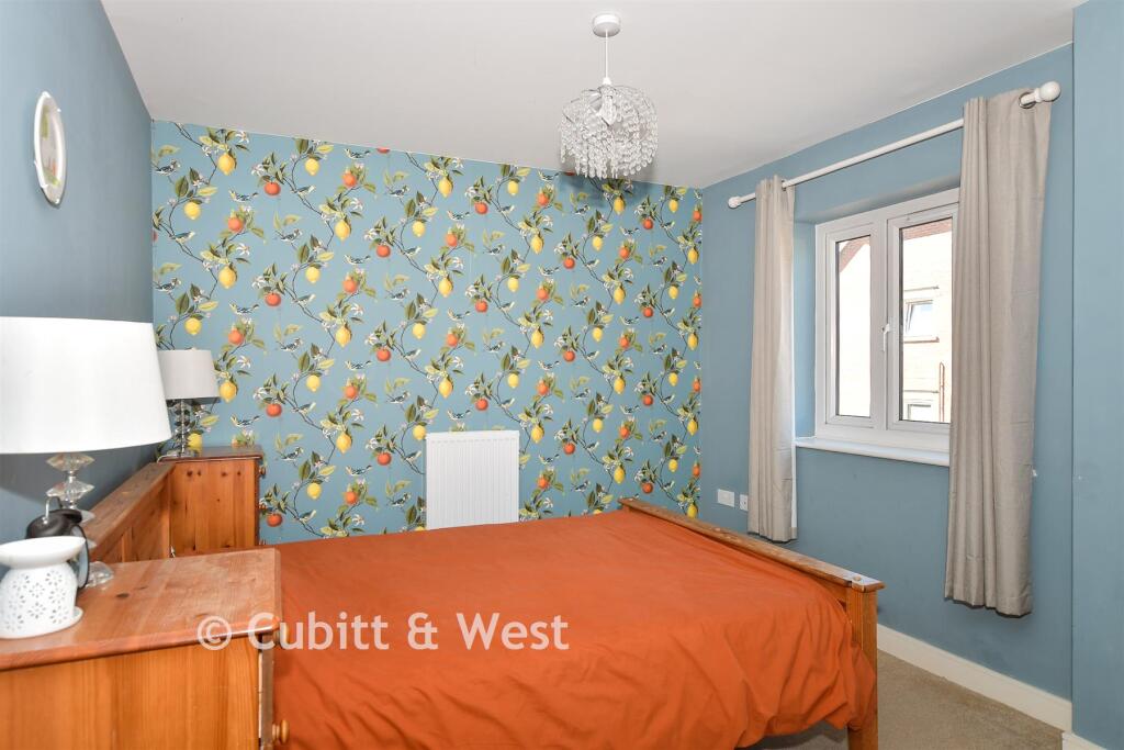 House in Redhill - More