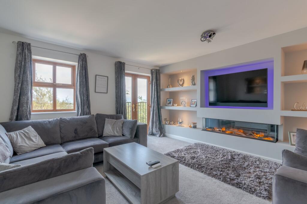 House in Bradford - View 3