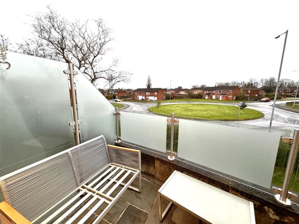 Apartment in Northampton - View 4