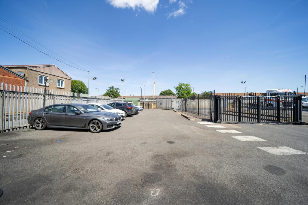 unit 8 Standard Industrial Estate 8.jpg