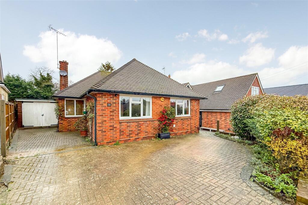 Main image of property: Park Rise, Harpenden, Hertfordshire, AL5