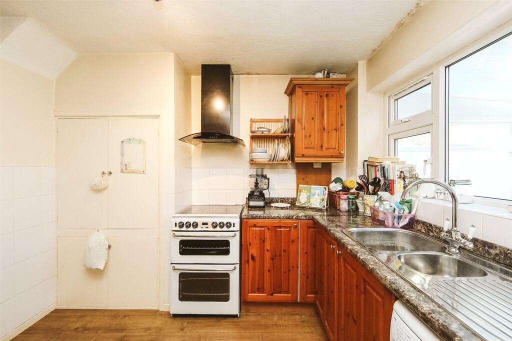 Woodvale Road, Southport, Merseyside, PR8 photo 3
