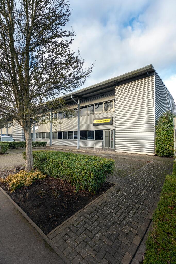 2022- 964 Weston Road - STE -7141.jpg