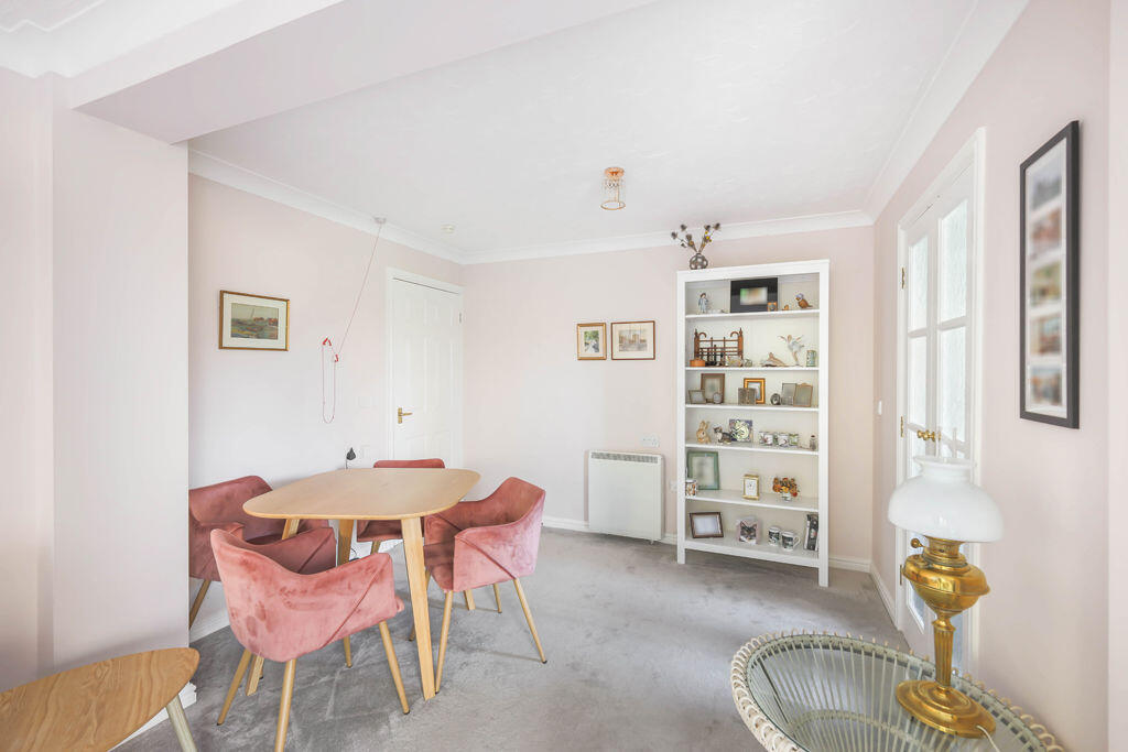 Apartment in Newcastle upon Tyne, Tyne and Wear - View 5