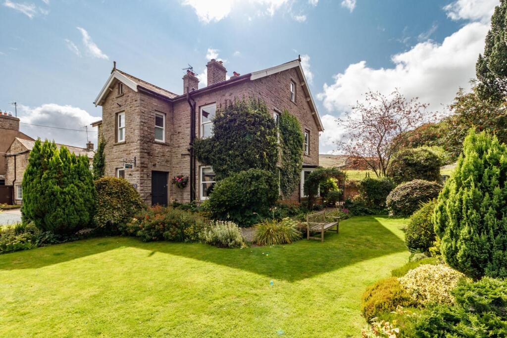 Main image of property: Fair View, Burtersett Road, Hawes, DL8 3NP