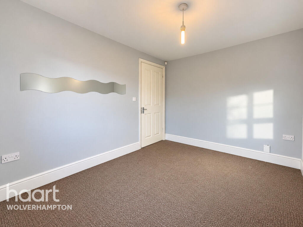 Apartment in Dudley, West Midlands - View 5