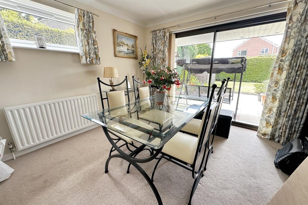 Ferndown photo 4