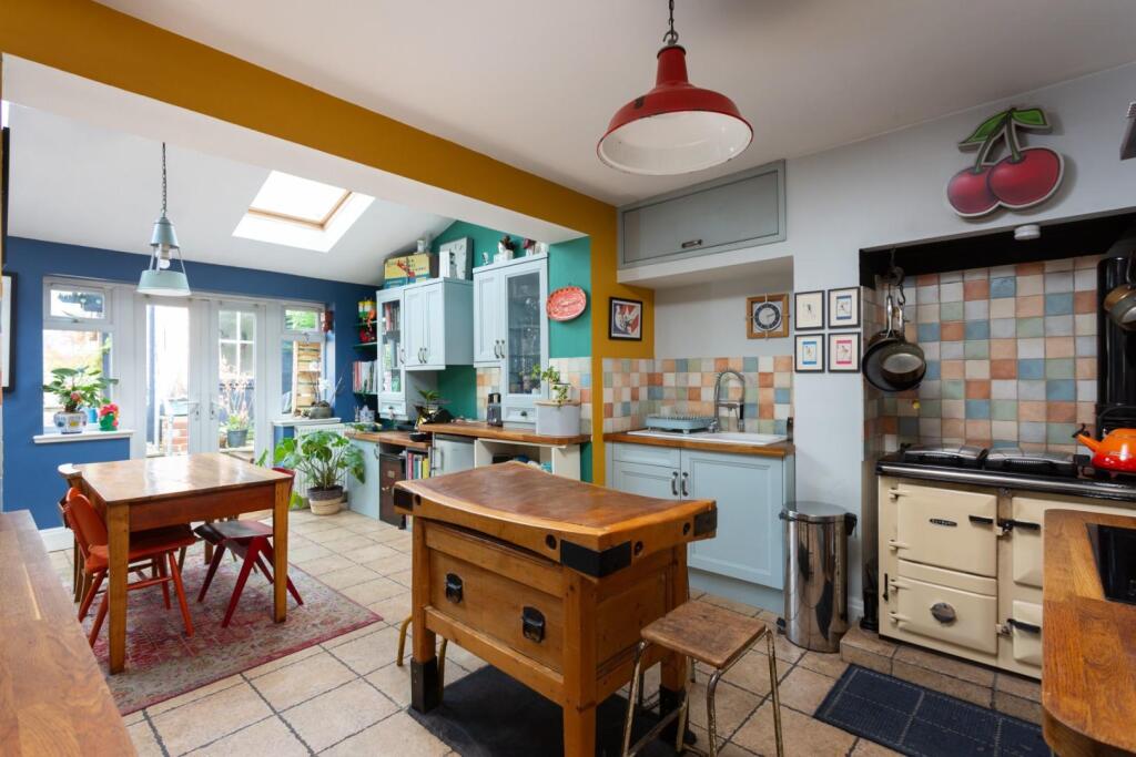 House in York - View 3