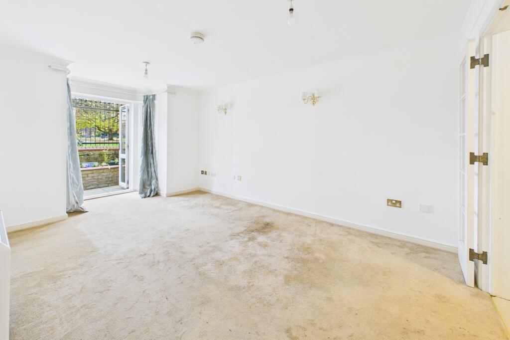 Flat 9, Epworth Court, King Street, Cambridge photo 3