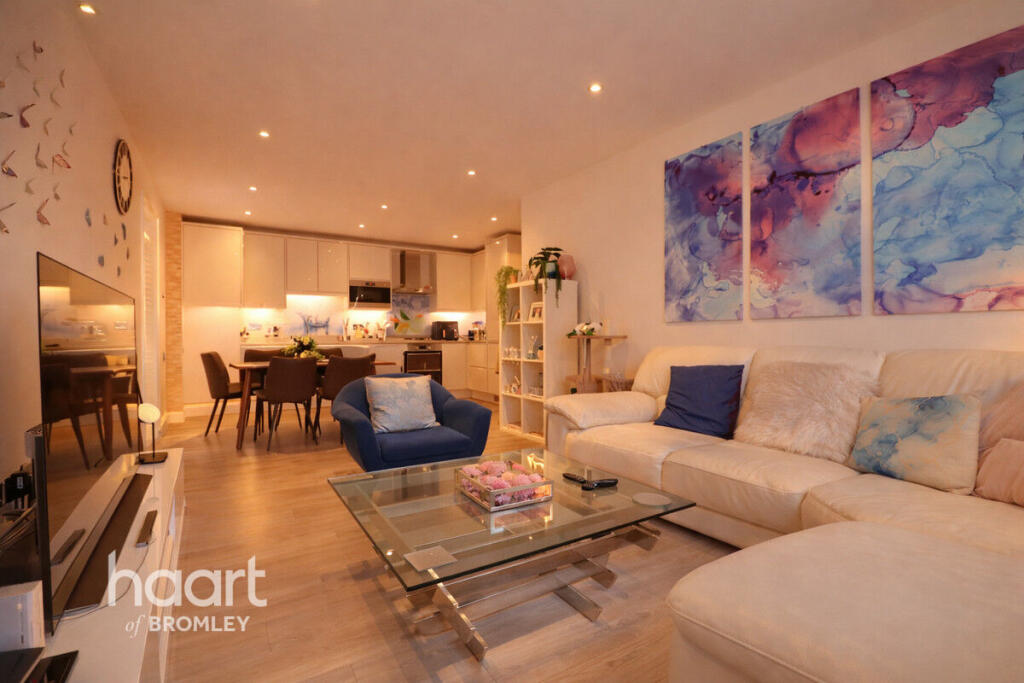 Main image of property: Fielding Lane, Bromley