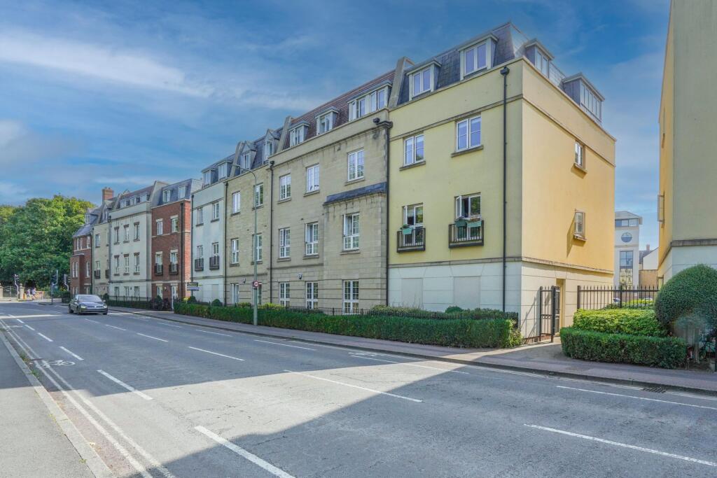 Main image of property: Woodford Way, Witney, OX28