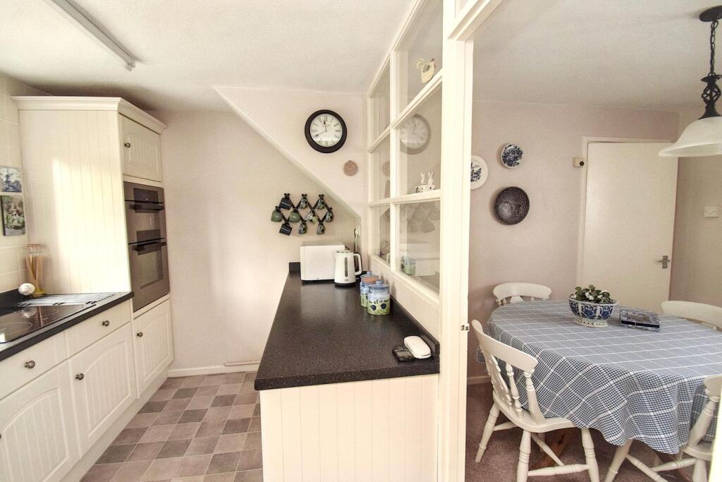 House in Tonbridge - More