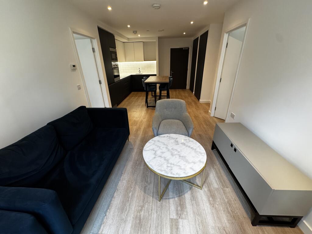 Apartment in Manchester, City Centre - View 5