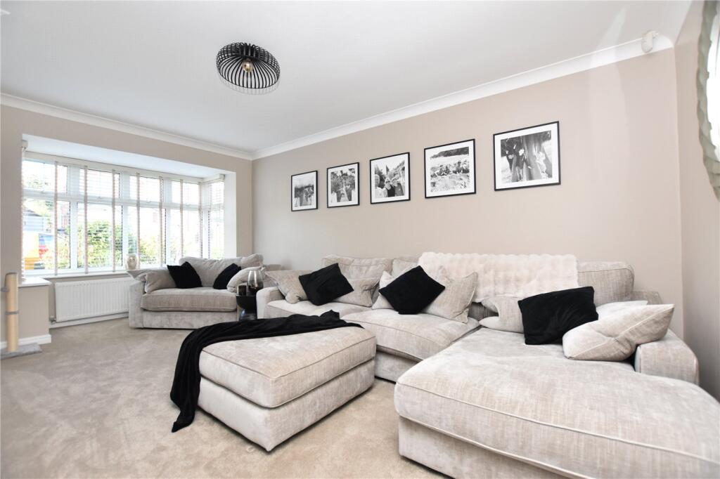 Springfield Road, Morley, Leeds, West Yorkshire photo 4