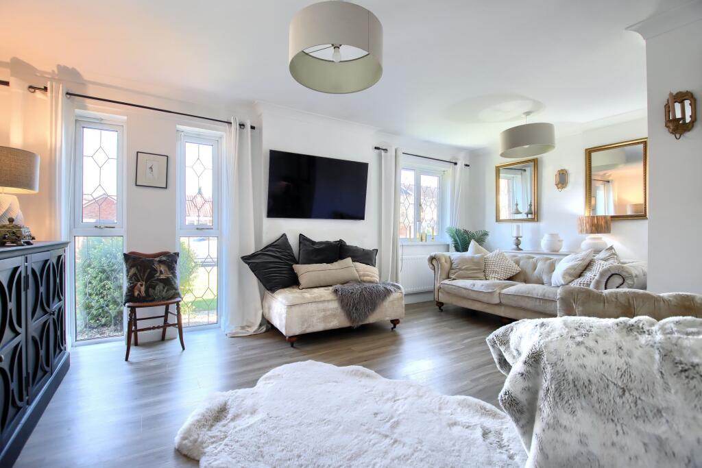 Thatch Lane, Ingleby Barwick, TS17 photo 3