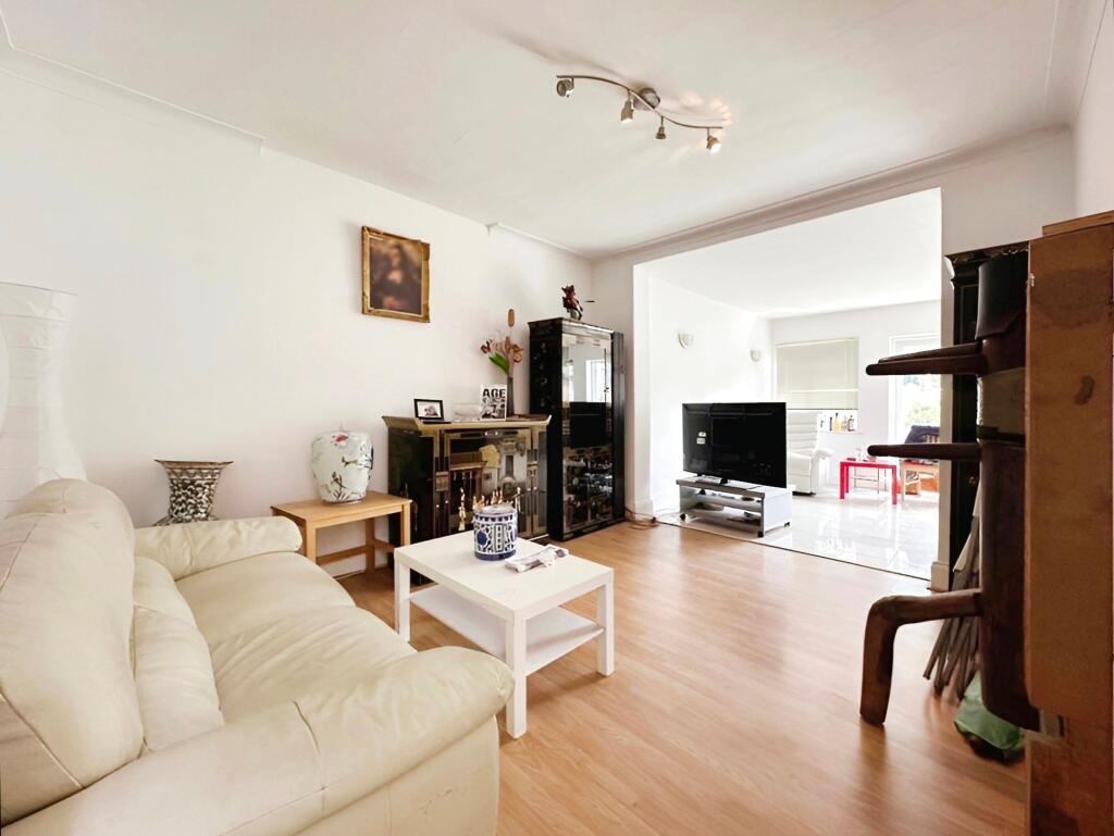 Main image of property: Hall Lane, London, NW4