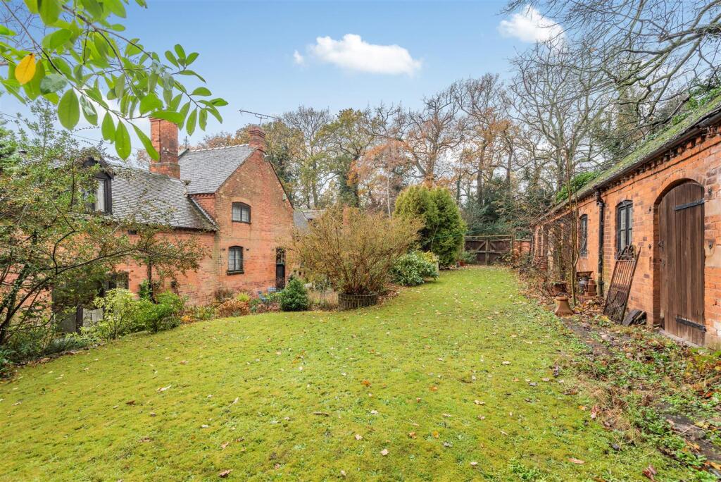 House in Sutton Coldfield, Reddicap Heath - View 5