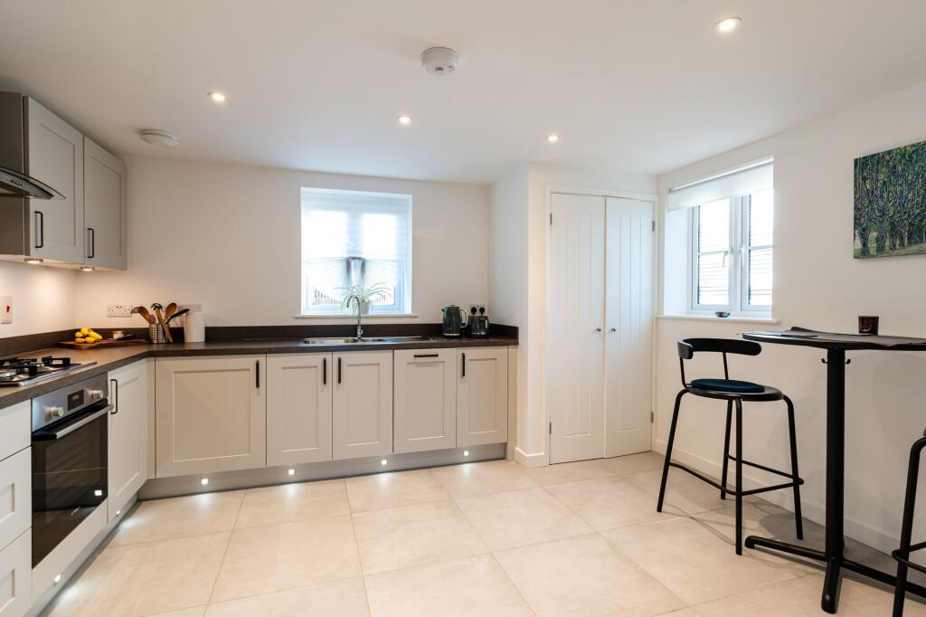 House in Oxford, Barton - View 3
