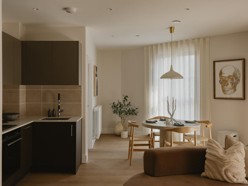 2-bed flat on The Langdon, Poplar E14, £545,000