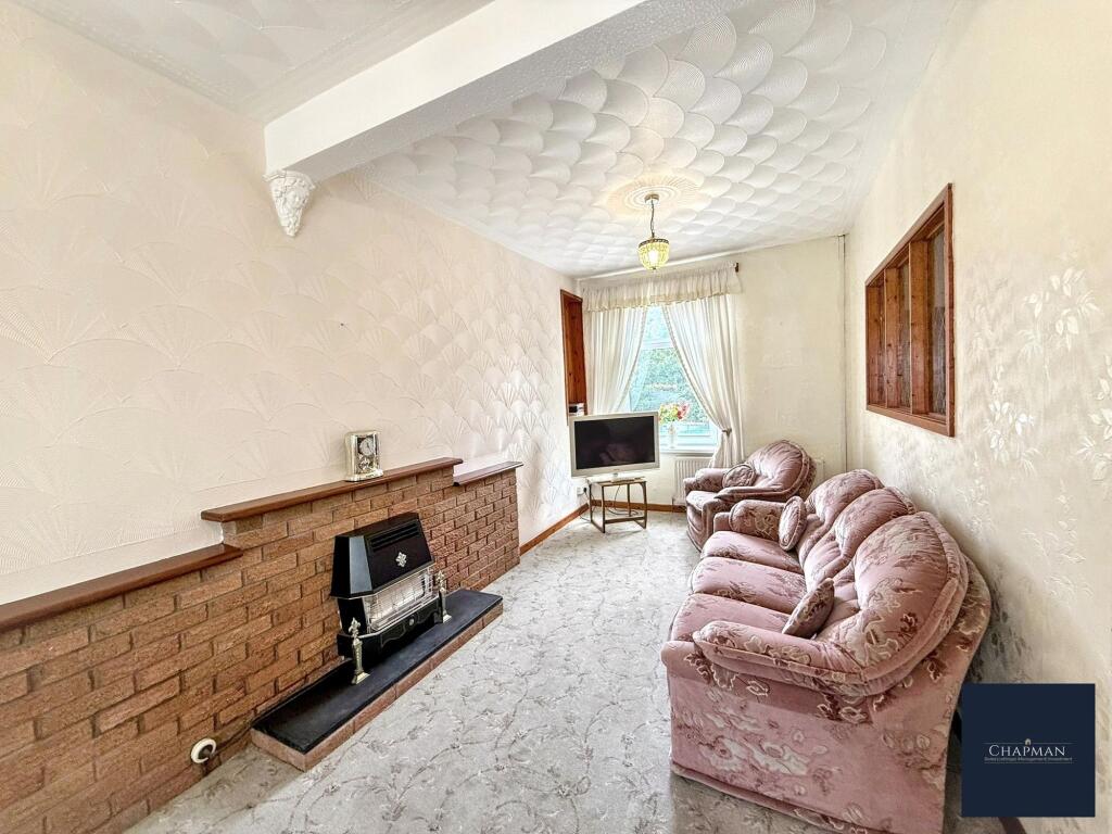 House in Ferndale, Blaenllechau - More