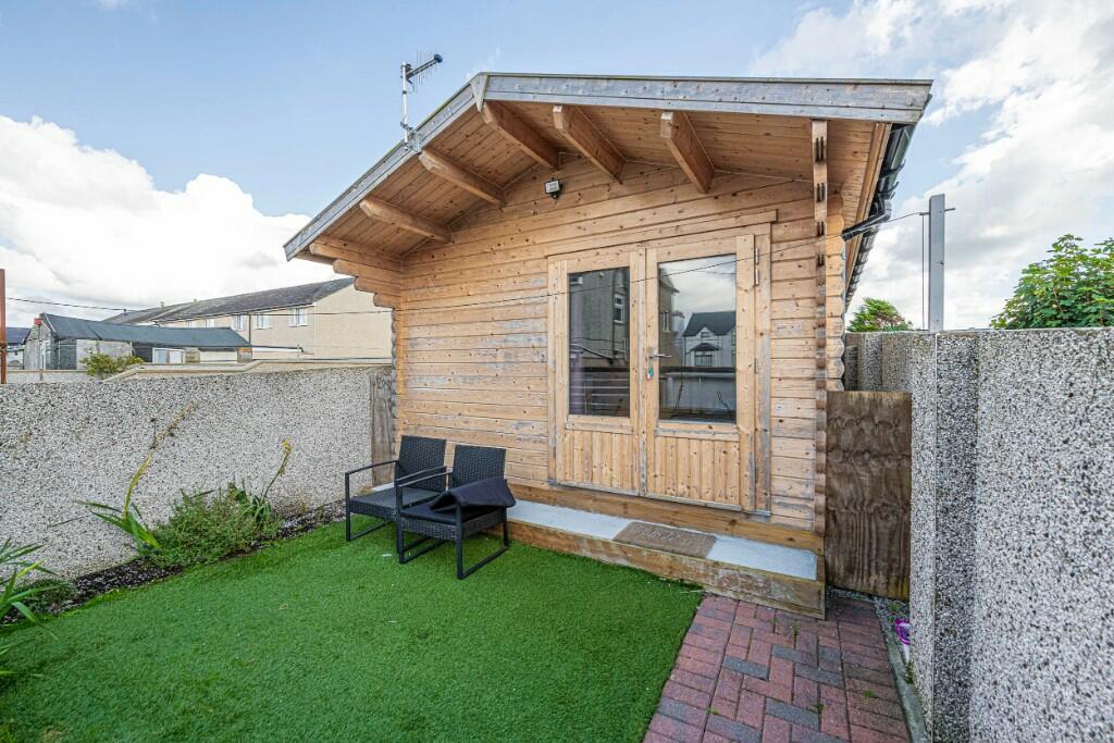 6 Trem Y Mor, Rhosneigr, LL64 photo 2