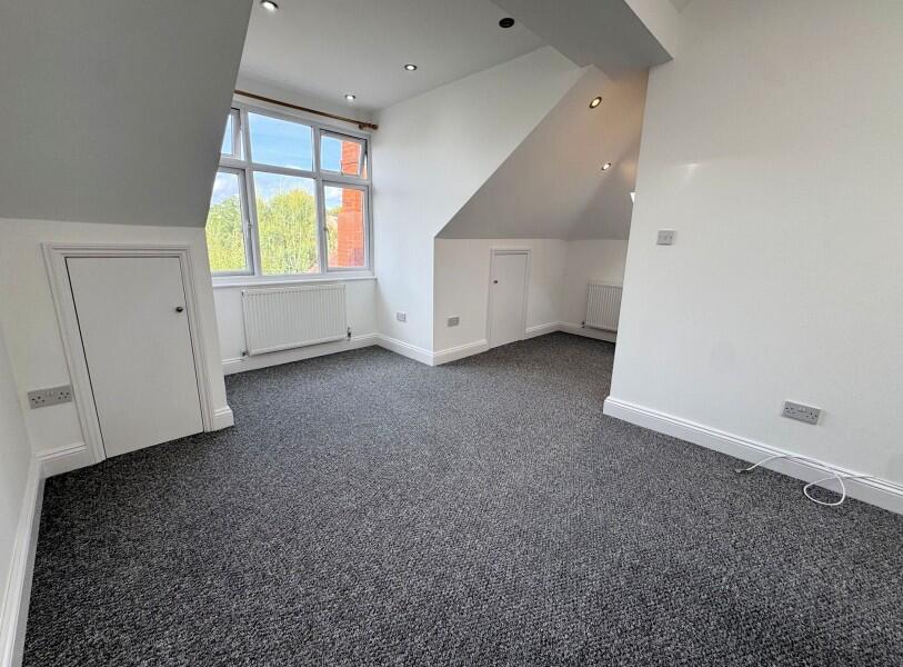 Apartment in London - View 2