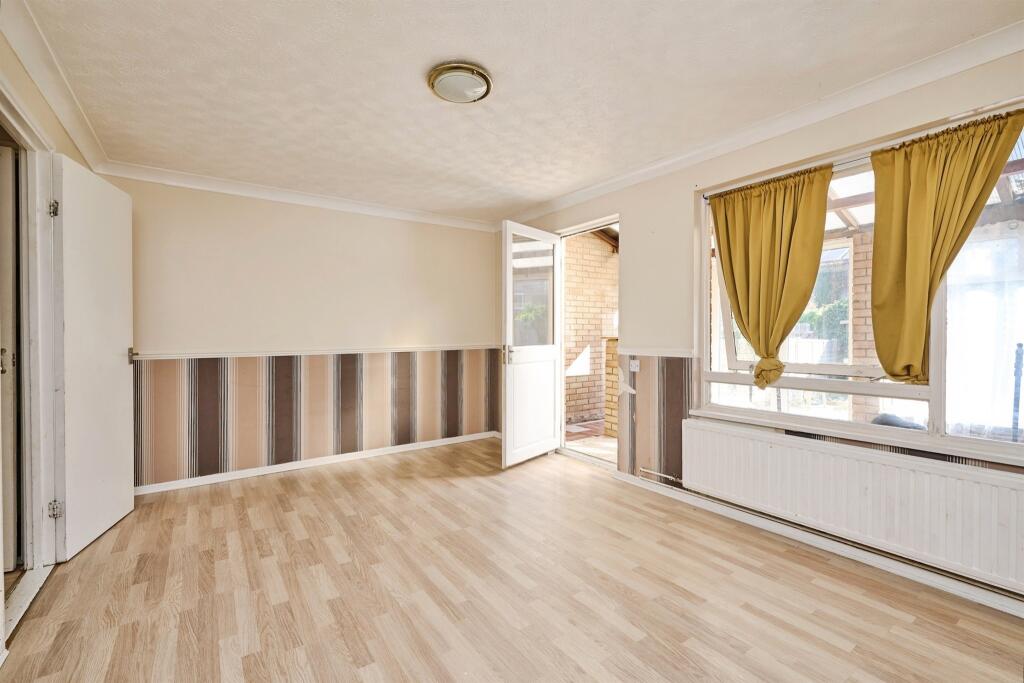House in Peterborough, Orton Malborne, Orton Longueville - More
