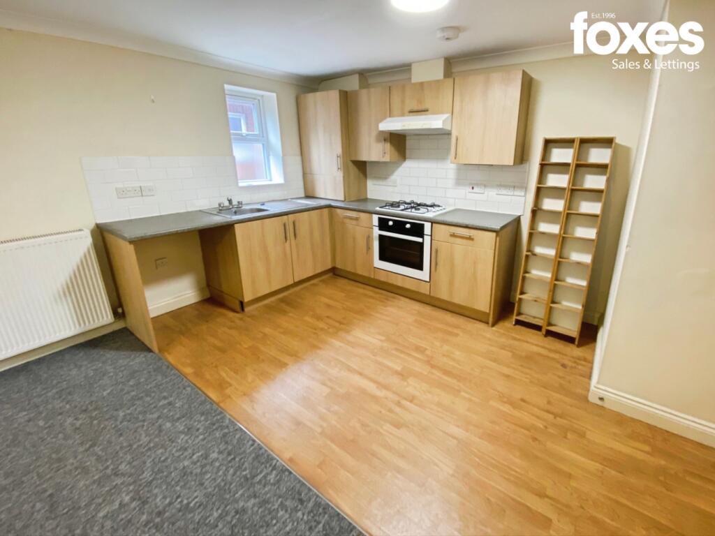 Apartment in Bournemouth, Lansdowne - View 3