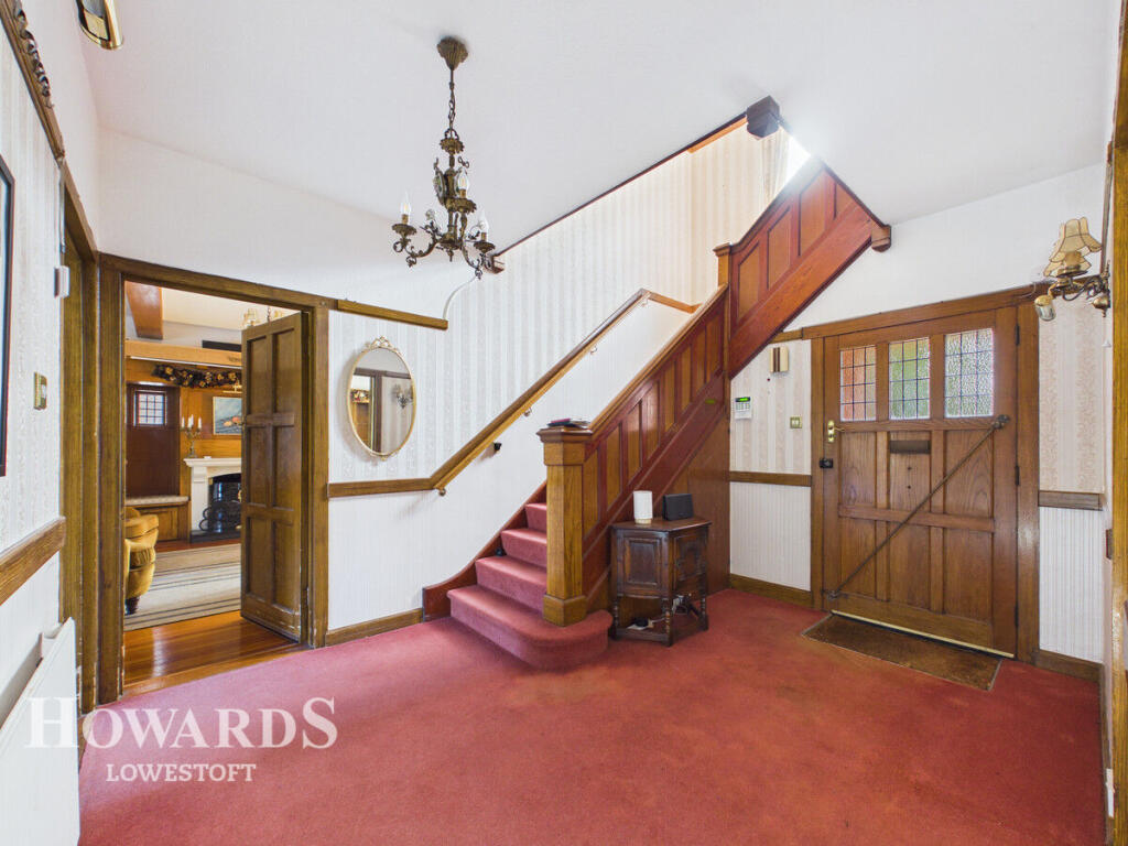 5-bed detached on Cotmer Road, Lowestoft, £800,000