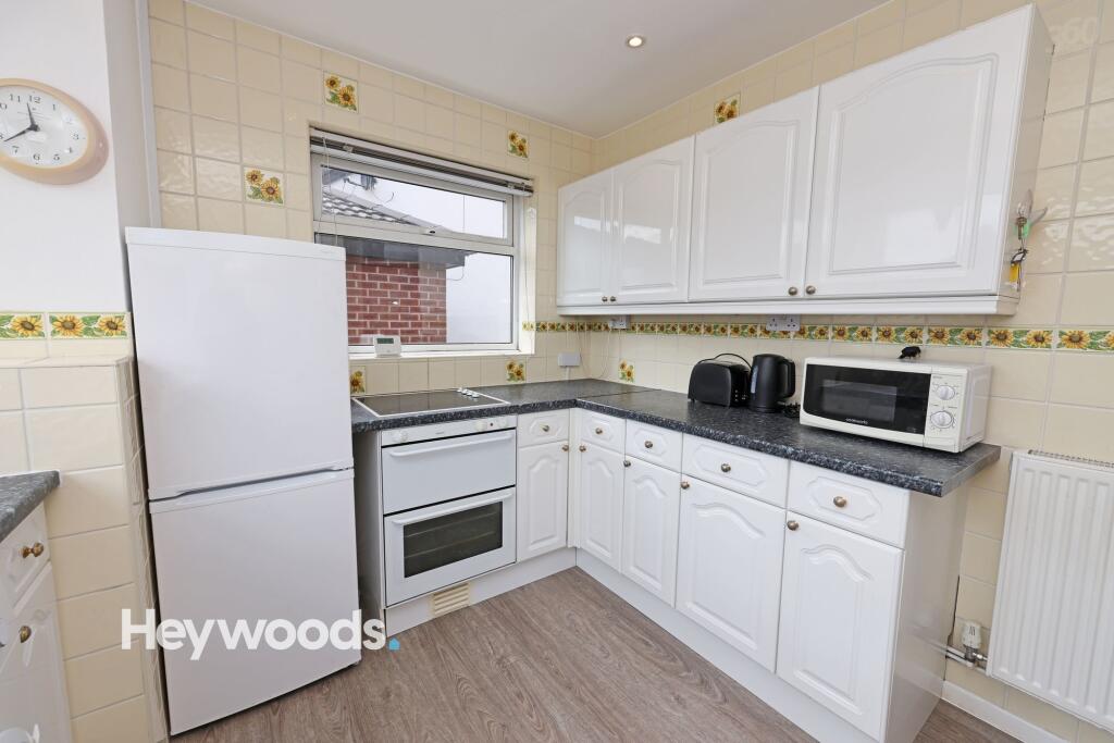 House in Stoke-on-Trent - More