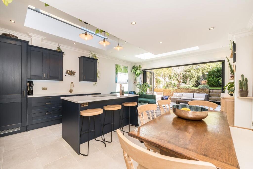 Main image of property: Chelsham Road, Clapham