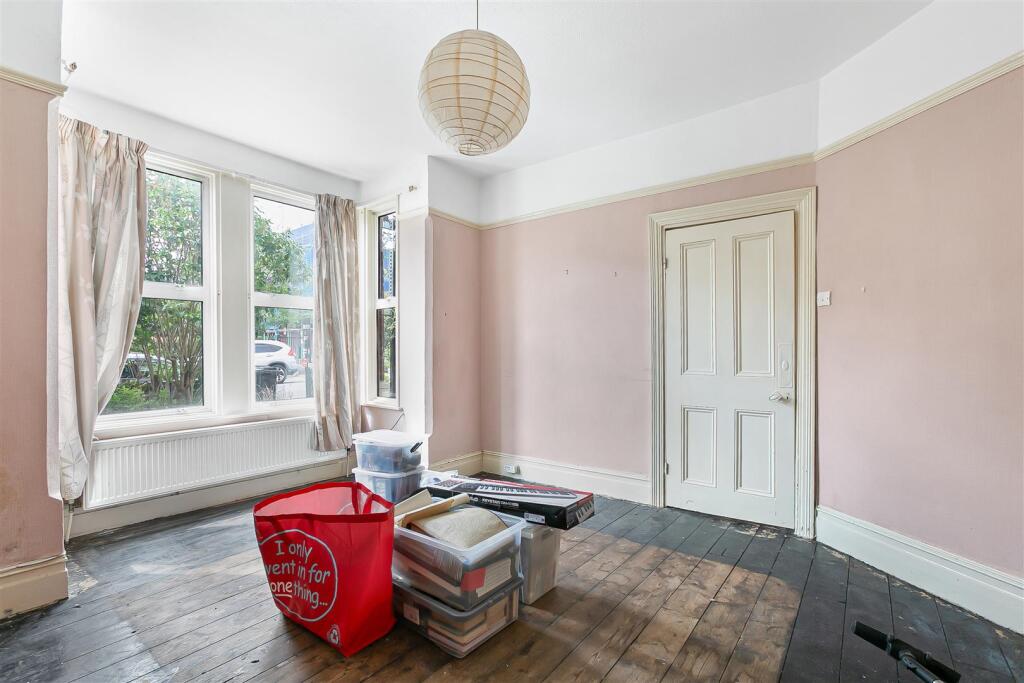 House in London - View 4