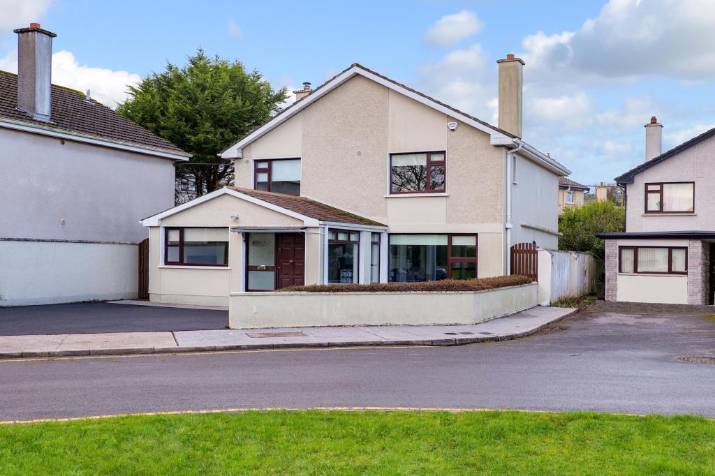 Main image of property: 3 Snipe Lawn, Newcastle, Galway, H91 FND7