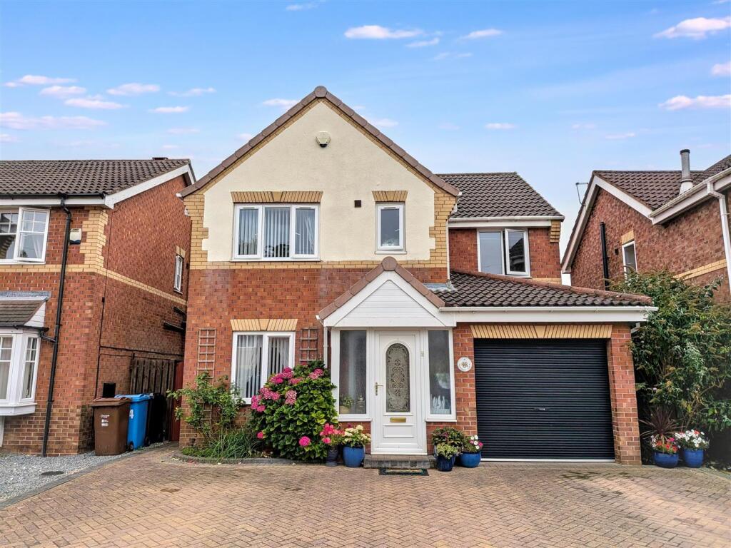Main image of property: Alwoodley Close, Hull