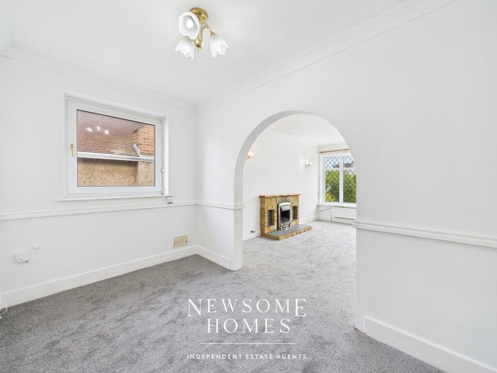 House in Rhuddlan - More