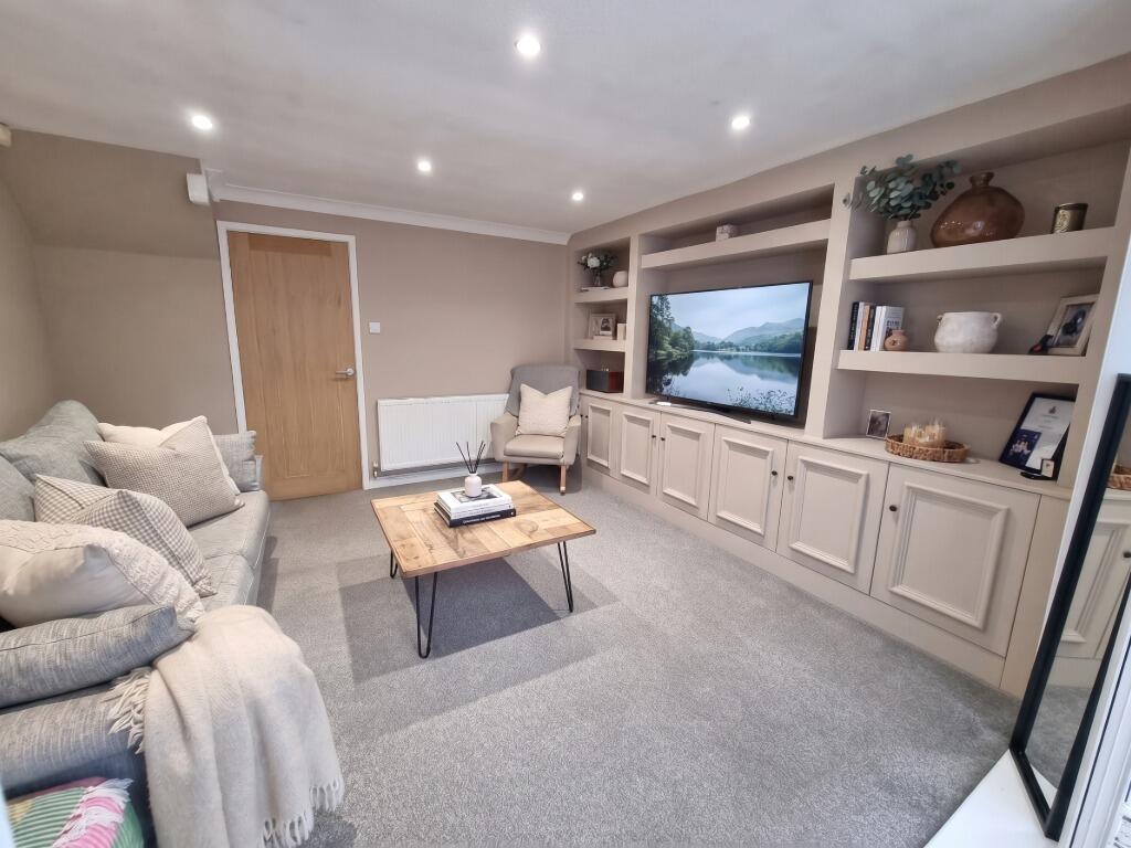 House in Hull, Kingston upon Hull - View 2