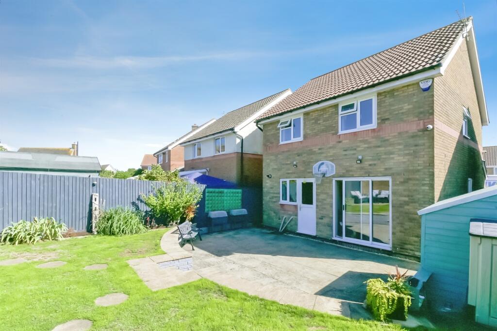 House in Cardiff, Rhoose - View 3