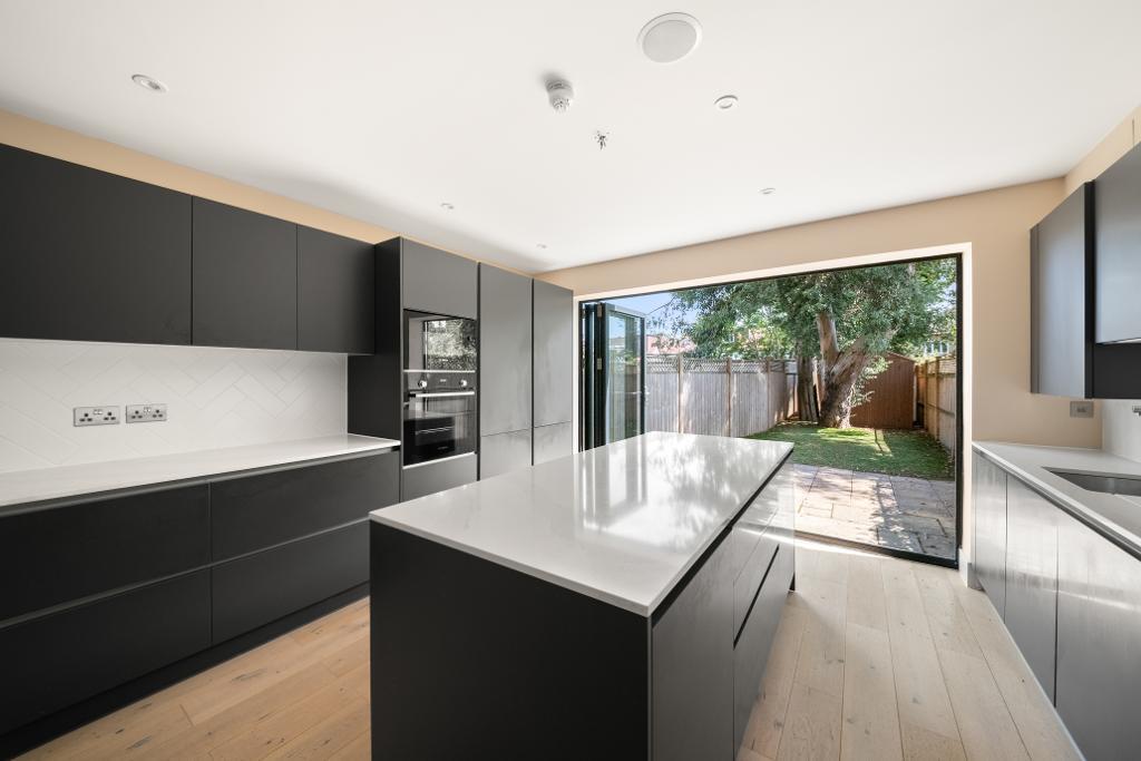 Apartment in London - View 4
