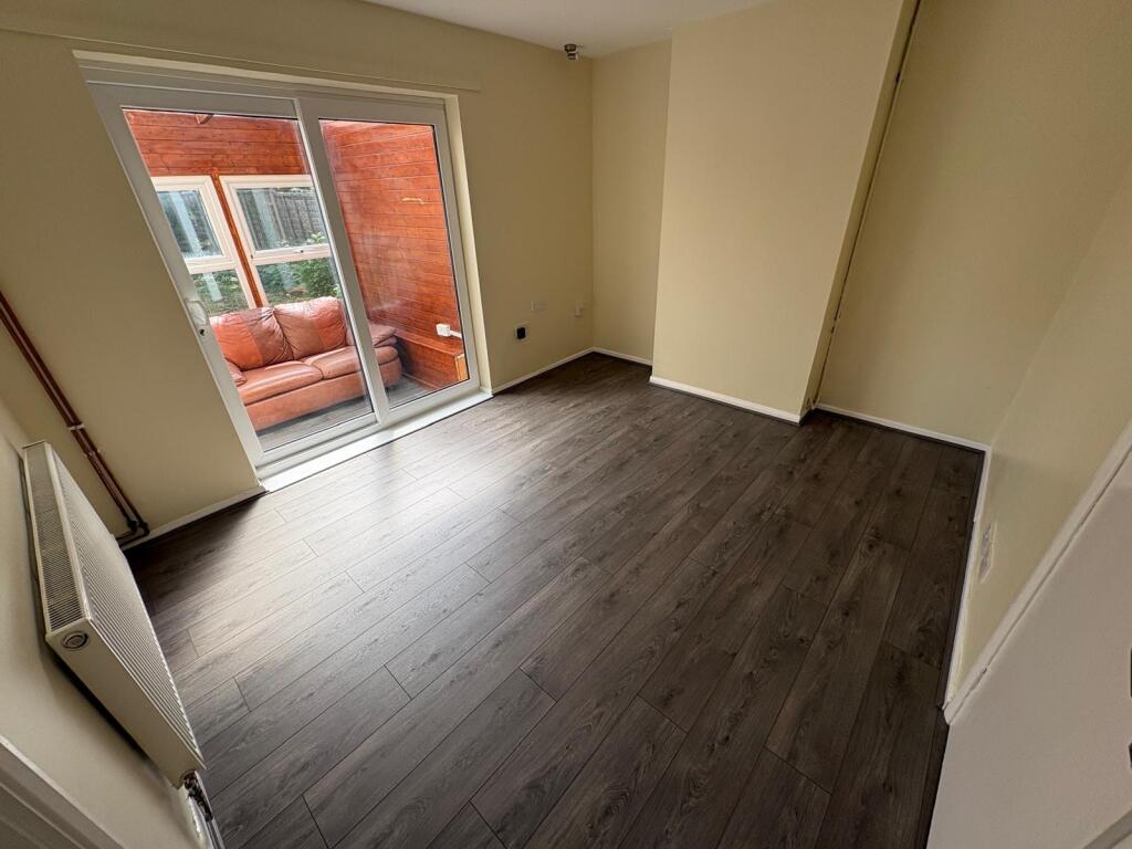 House in Northampton - View 5