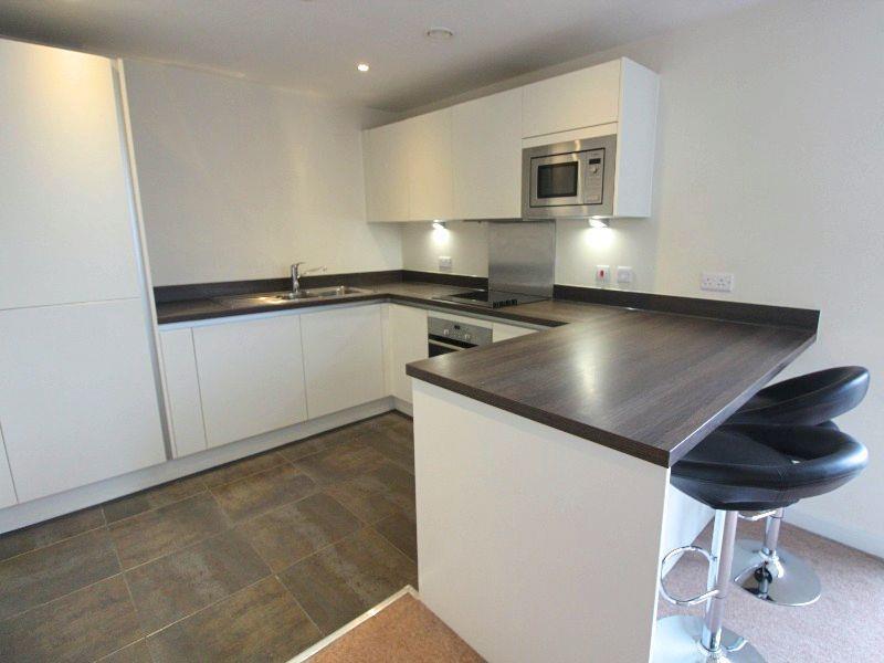 Apartment in Manchester, City Centre - View 3
